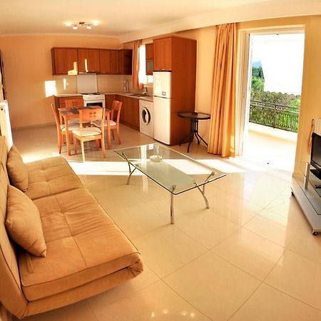 נידרי Dionysos Luxury Apartments מראה חיצוני תמונה